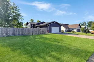 105 Walborg Ave NE, Bemidji, MN 56601 - Photo 3