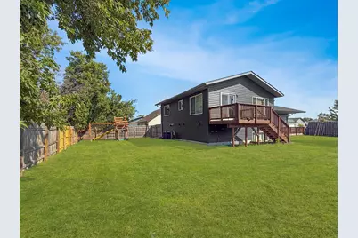 105 Walborg Avenue NE, Bemidji, MN 56601 - Photo 5