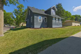 251 Winsted Ave W, Winsted, MN 55395 - Photo 37