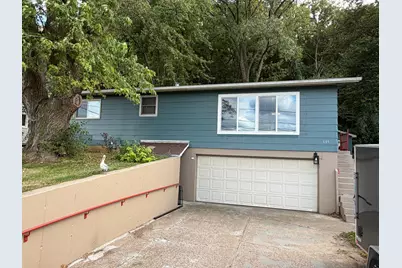 689 E Lake Boulevard, Winona, MN 55987 - Photo 1