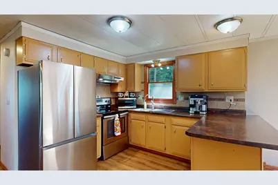 689 E Lake Boulevard, Winona, MN 55987 - Photo 15