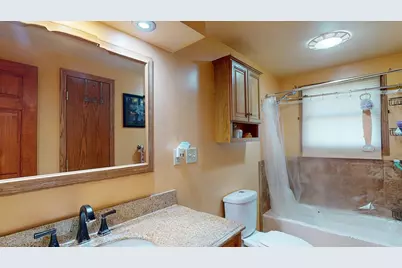 689 E Lake Boulevard, Winona, MN 55987 - Photo 21
