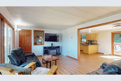 689 E Lake Boulevard, Winona, MN 55987 - Photo 7