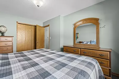 2000 23 1/2 Street SE, Rochester, MN 55904 - Photo 13