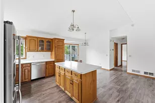 2910 Crescent Ridge Trail, Saint Cloud, MN 56301 - Photo 25