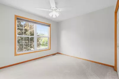 8013 Greenbriar Court, Woodbury, MN 55125 - Photo 19