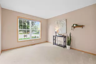 8013 Greenbriar Ct, Woodbury, MN 55125 - Photo 11