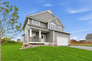7195 Agate Trail, Inver Grove Heights, MN 55077 - Photo 1