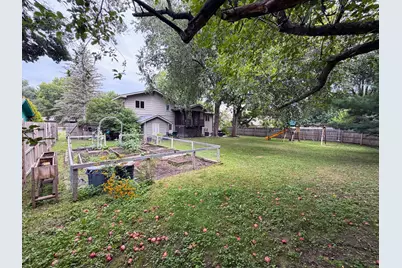 828 Fremont Street E, Northfield, MN 55057 - Photo 11