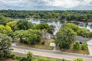9316 W River Rd, Brooklyn Park, MN 55444 - Photo 5