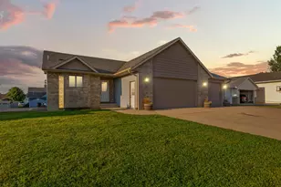1390 18th Street SE, Owatonna, MN 55060 - Photo 3