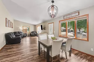 610 W Maple St, Edgerton, MN 56128 - Photo 5