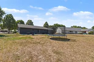 610 W Maple St, Edgerton, MN 56128 - Photo 25
