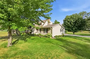 217 2nd Ave NE, New London, MN 56273 - Photo 3