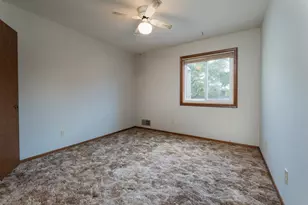 7339 W Franklin Ave, Saint Louis Park, MN 55426 - Photo 17