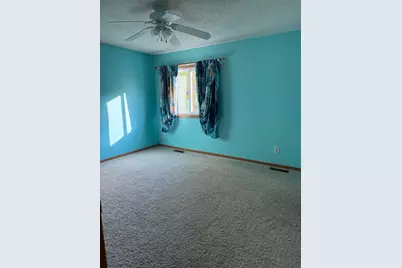 10121 Kahler Avenue NE, Otsego, MN 55362 - Photo 9