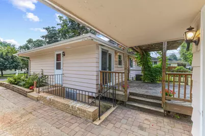 8106 Vincent Avenue S, Bloomington, MN 55431 - Photo 23