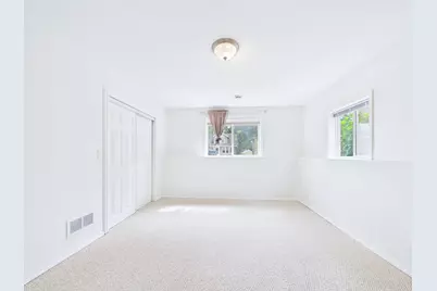 983 Cook Avenue E, Saint Paul, MN 55106 - Photo 23