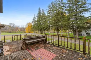 425 W Franklin St, Morristown, MN 55052 - Photo 7
