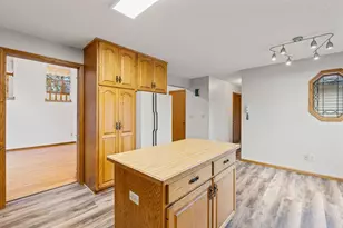 425 W Franklin St, Morristown, MN 55052 - Photo 29