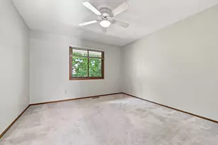 7232 Woodstock Dr, Bloomington, MN 55438 - Photo 15