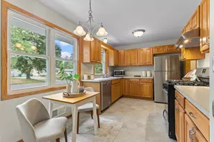 4016 Idaho Ave N, Crystal, MN 55427 - Photo 9