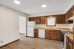 3053 Pine Ridge Dr, Eagan, MN 55121 - Photo 7