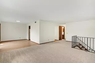 3053 Pine Ridge Dr, Eagan, MN 55121 - Photo 3