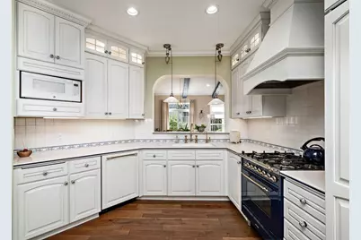 130 Lakeview Road E, Chanhassen, MN 55317 - Photo 15