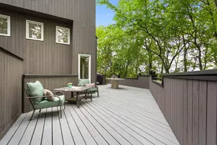 2925 Minnehaha Curve, Minnetonka, MN 55391 - Photo 3
