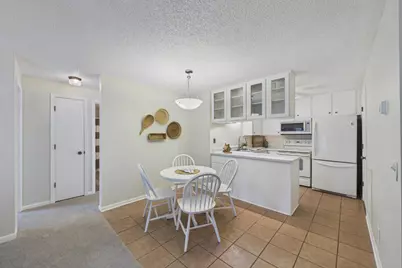 760 County Road F W #702, Shoreview, MN 55126 - Photo 7