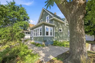 1825 Minnehaha Avenue W, Saint Paul, MN 55104 - Photo 1