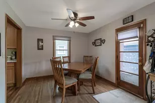 227 Westwood Dr, Mankato, MN 56001 - Photo 7