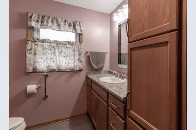 227 Westwood Drive, Mankato, MN 56001 - Photo 17
