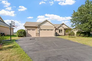 2539 154th Ln NW, Andover, MN 55304 - Photo 3