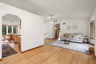 6284 Corwin Court, Inver Grove Heights, MN 55076 - Photo 9