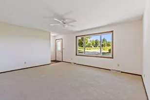 8887 Reitz Lake Rd, Waconia, MN 55387 - Photo 13