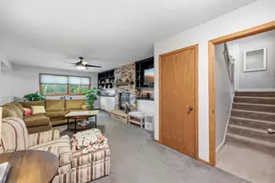 900 Lacota Ln, Burnsville, MN 55337 - Photo 17