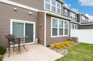 4876 Avery Ct, Eagan, MN 55123 - Photo 29