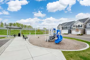 4876 Avery Ct, Eagan, MN 55123 - Photo 31