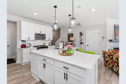 4876 Avery Court, Eagan, MN 55123 - Photo 5