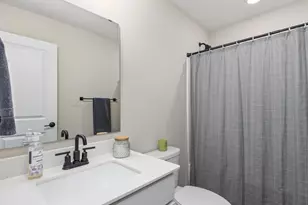 4876 Avery Ct, Eagan, MN 55123 - Photo 25