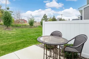 4876 Avery Ct, Eagan, MN 55123 - Photo 27