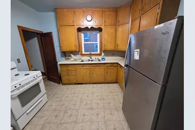 413 Saint Thomas Avenue, Albert Lea, MN 56007 - Photo 5