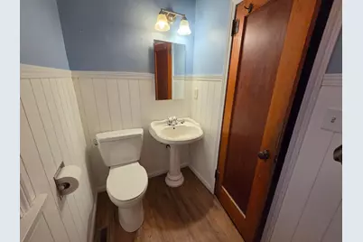 413 Saint Thomas Avenue, Albert Lea, MN 56007 - Photo 9