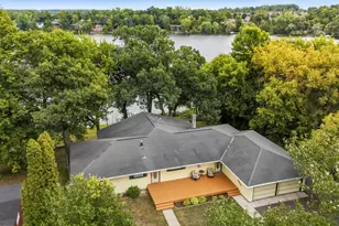 605 1st St SE, Pine City, MN 55063 - Photo 1