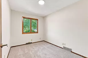 1339 Oak St, River Falls, WI 54022 - Photo 17