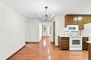 1339 Oak St, River Falls, WI 54022 - Photo 7