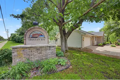 13901 92nd Place N, Maple Grove, MN 55369 - Photo 3