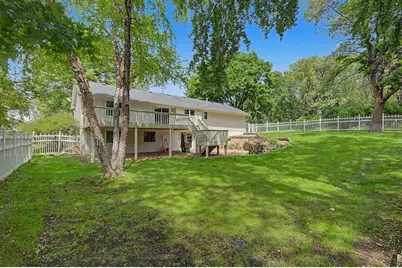 13901 92nd Place N, Maple Grove, MN 55369 - Photo 11